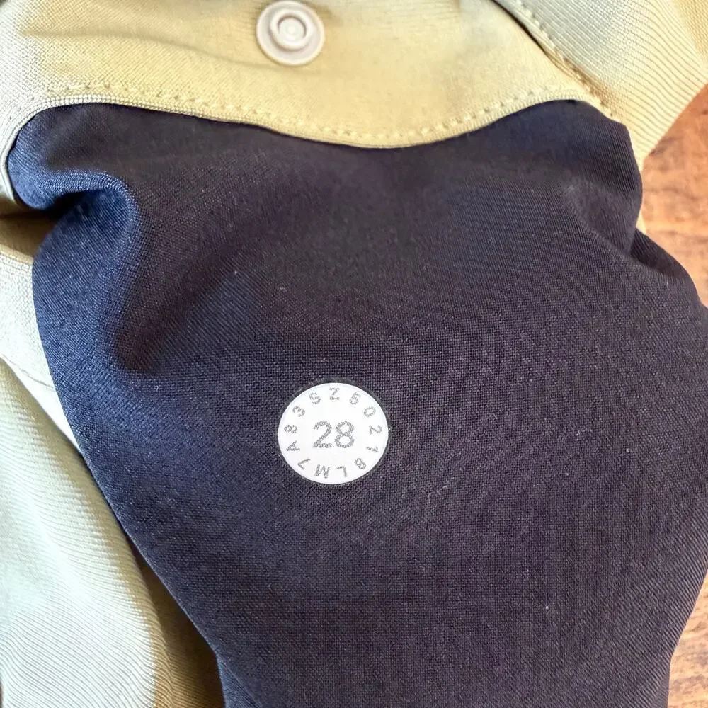 Lululemon Commission Relaxed-Fit Chino Khaki Shorts Beige 11